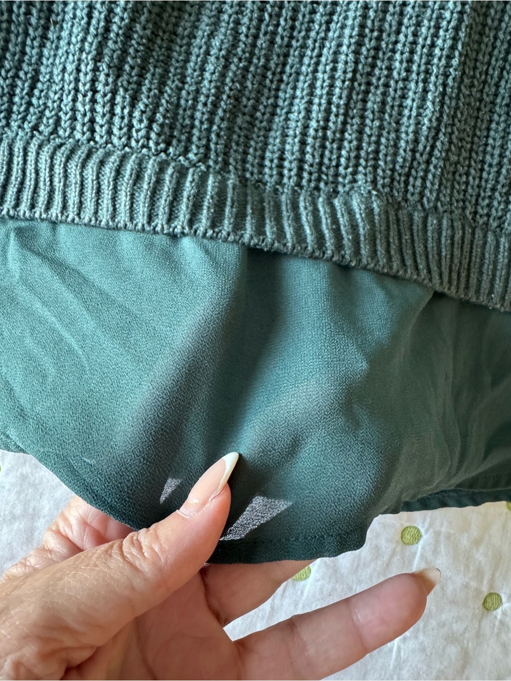 torrid Dark Forest Green V-Neck Ribbed Sweater with tie detail on the back - Picture 4 of 8